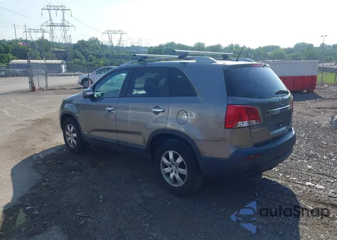 2011 Kia Sorento Lx из США, поврежденный, VIN 5XYKTDA18BG075427